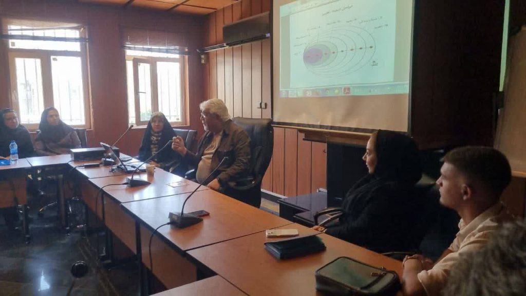 کرسی آزاد اندیشی مرکز انفورماتیک ایران