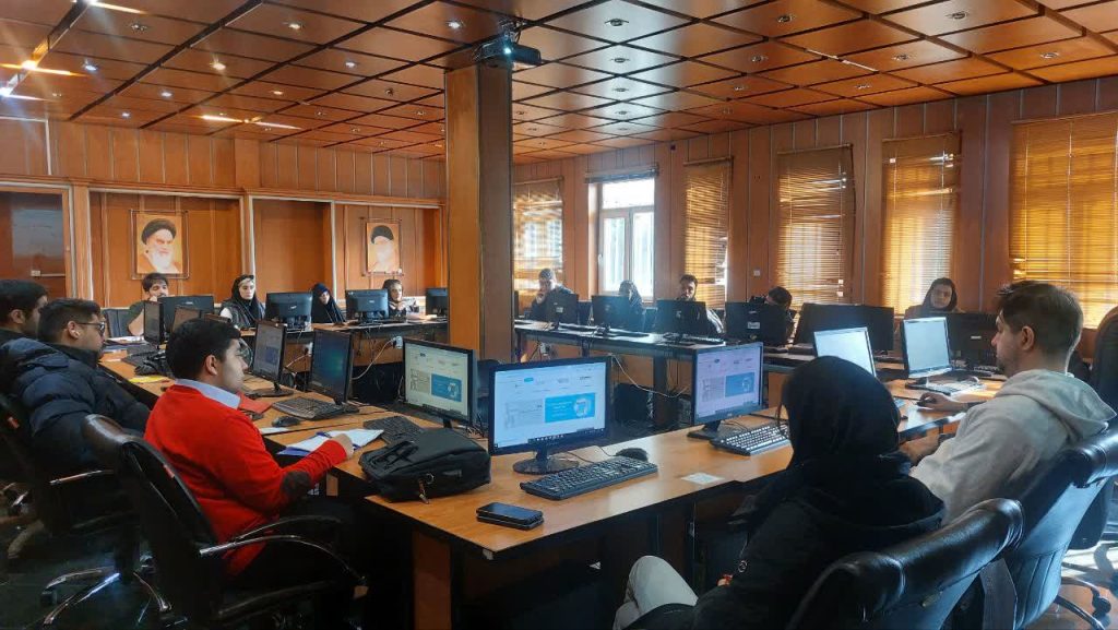 دانشگاه جامع علمی کاربردی انفورماتیک