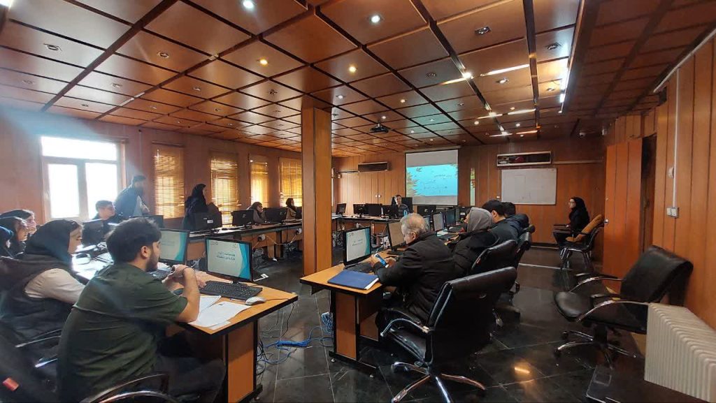 دانشگاه جامع علمی کاربردی انفورماتیک