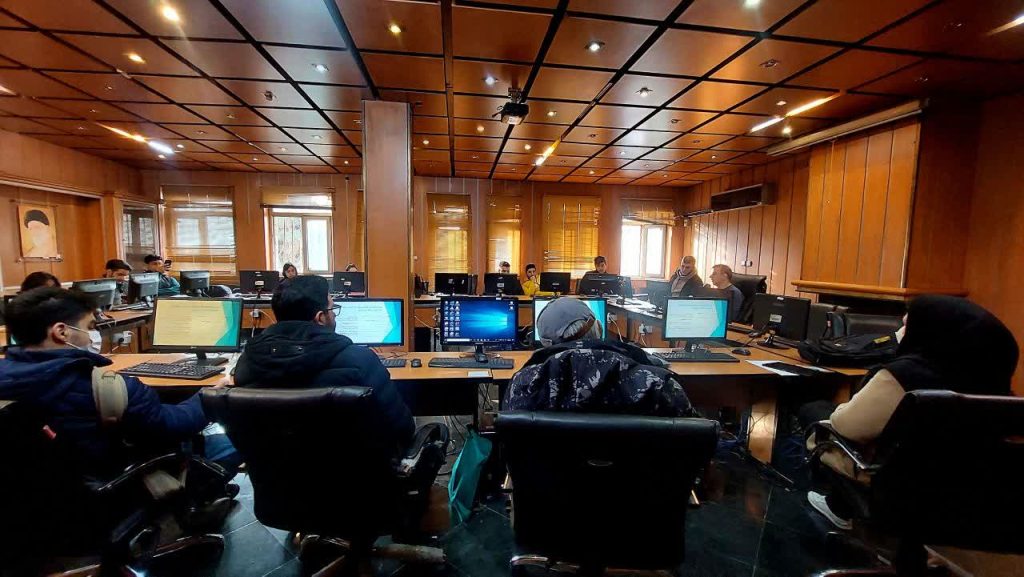 دانشگاه جامع علمی کاربردی انفورماتیک
