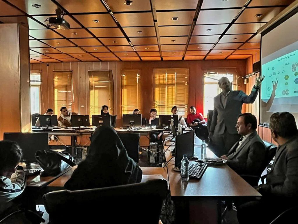 دانشگاه جامع علمی کاربردی انفورماتیک
